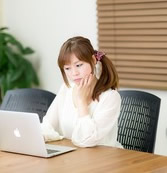 婚活中のデザイナーのイメージ